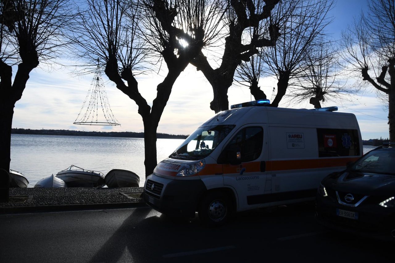 Allarme per un ultraleggero nel lago di Pusiano: in allerta i soccorsi FOTO