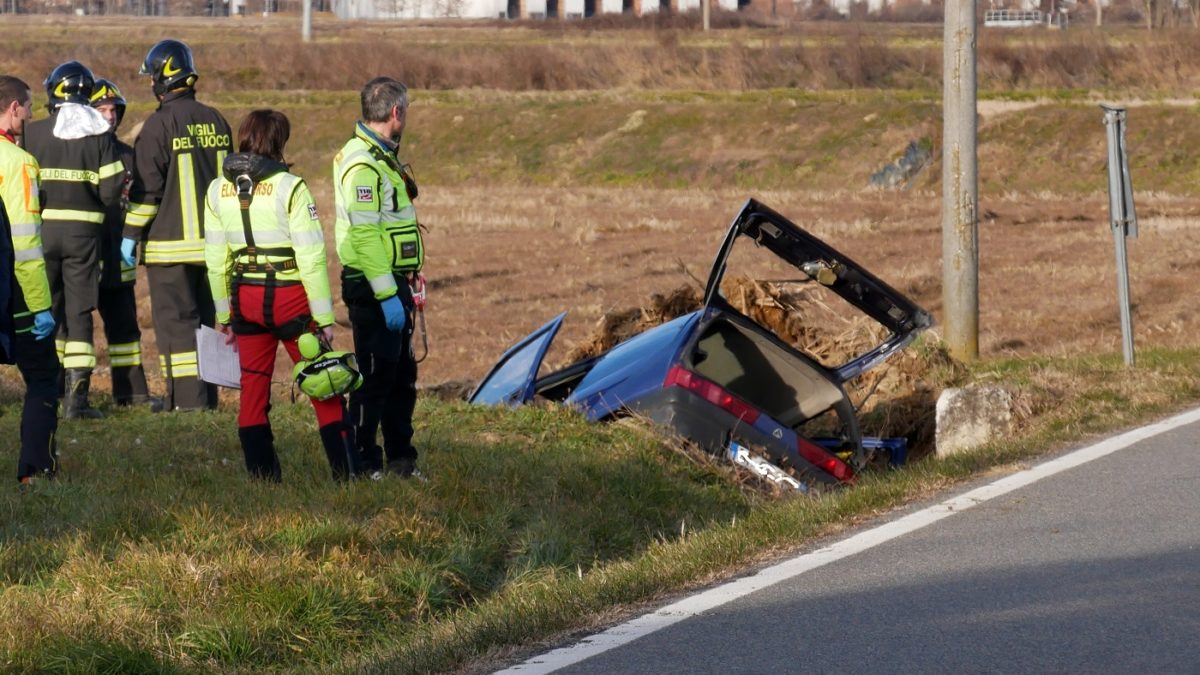 Incidente mortale a Vercelli: vittima una 57enne
