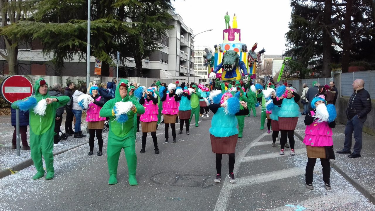 Carnevale canturino un successo la seconda sfilata FOTO