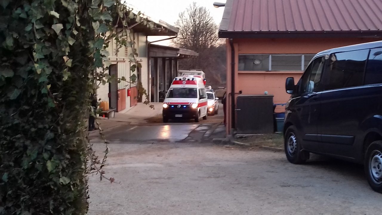 Infortunio Figino Serenza donna ferita al maneggio