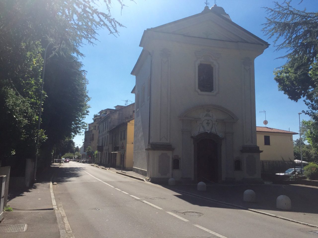 Appassionato di Lego riproduce la chiesa di San Zeno a Carugo FOTO