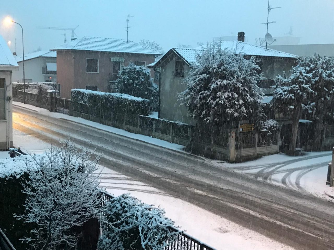 È arrivata la neve Comasco: le previsioni per le prossime ore