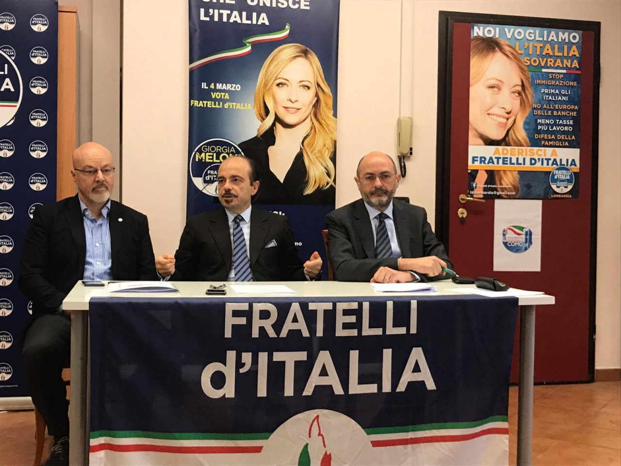 Multe non pagate dagli stranieri Fratelli d’Italia deposita la proposta di legge per sanzionare “i furbetti” VIDEO