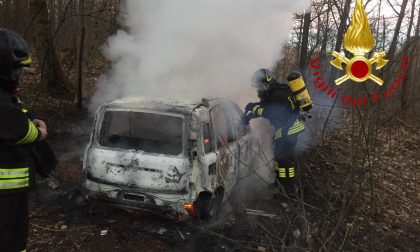 Auto in fiamme a Uggiate e donna carbonizzata: si tratta di suicidio