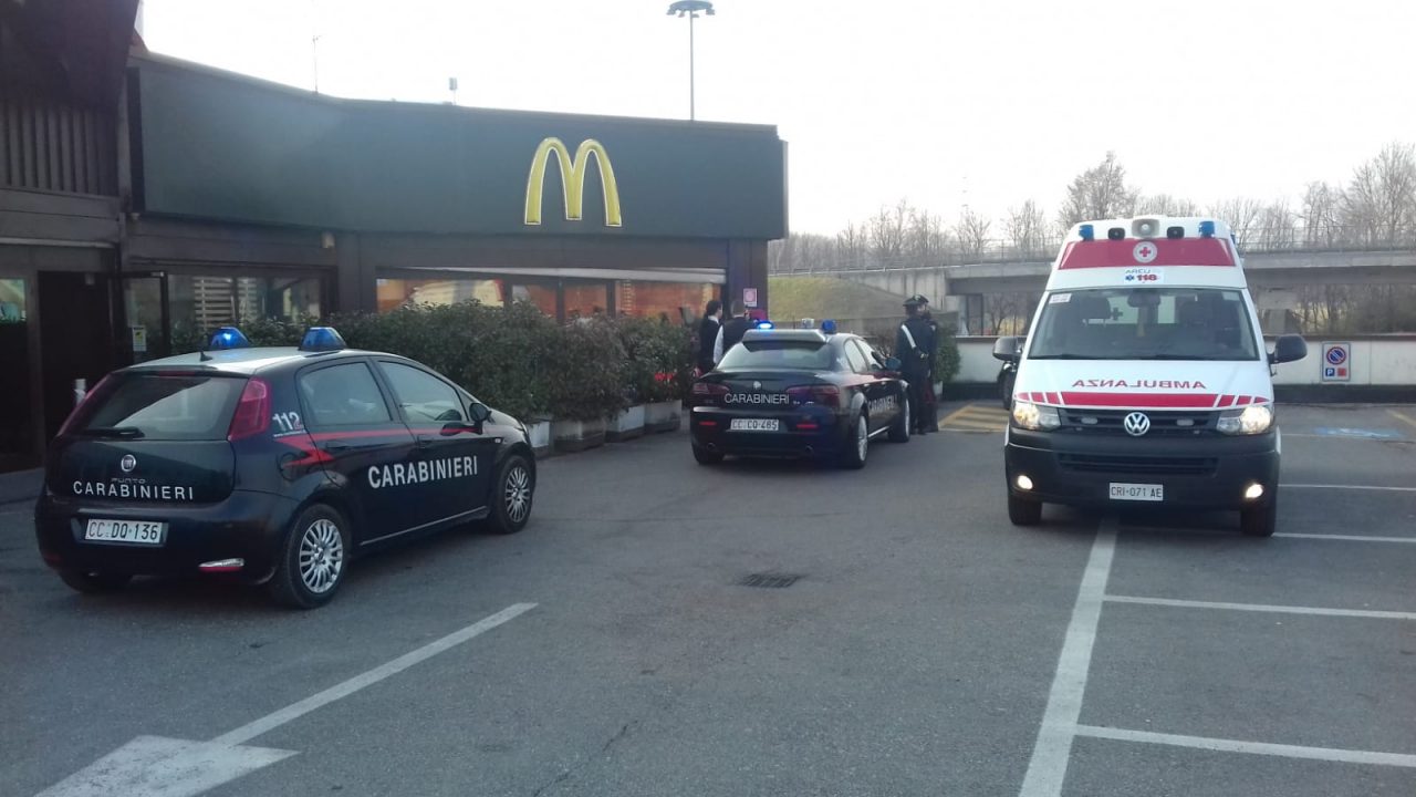 Aggressione a Cantù davanti alle giostre di corso Europa