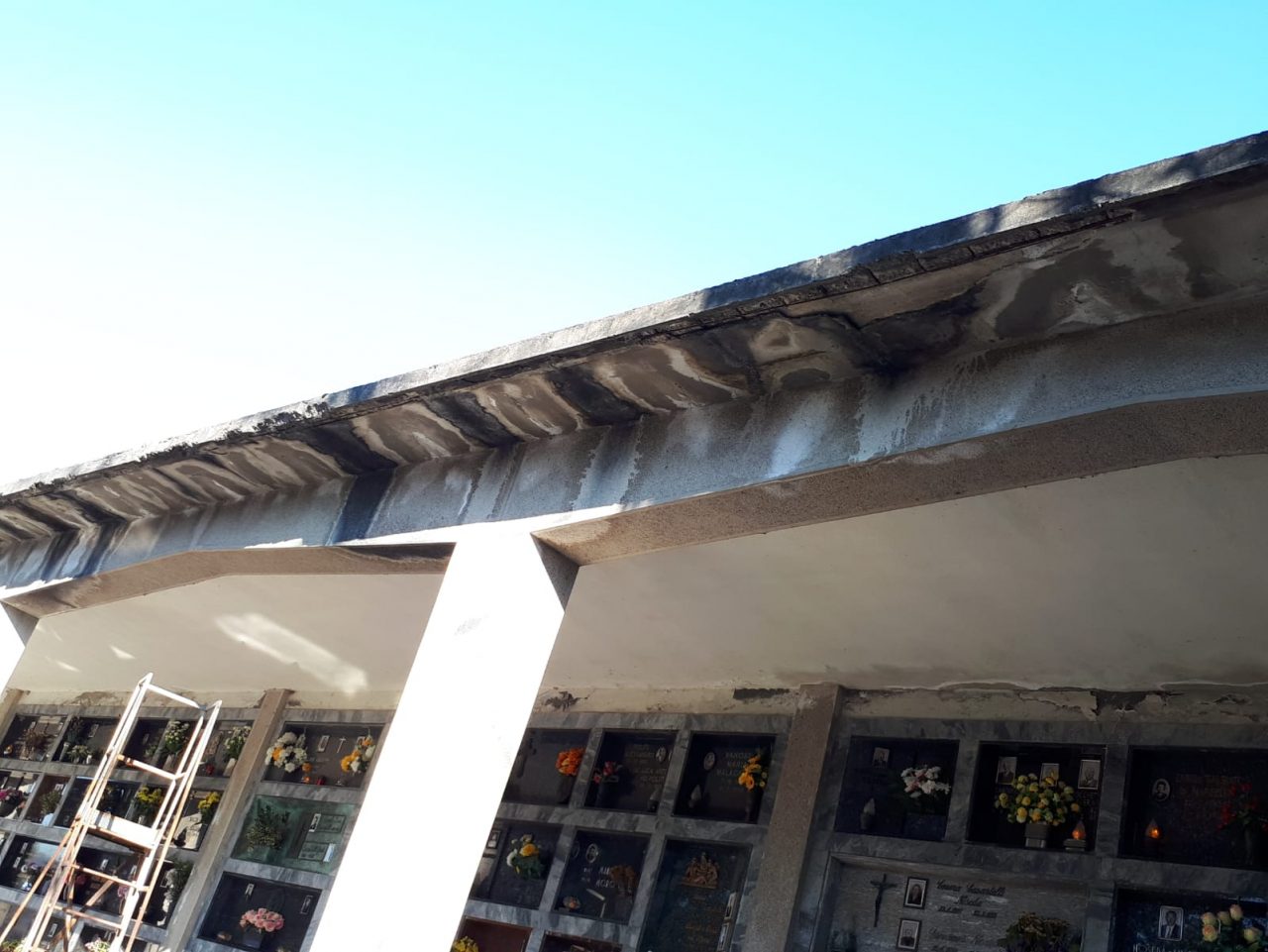 Guarisco e Greco: “Camposanto ancora nel degrado”. GALLERY