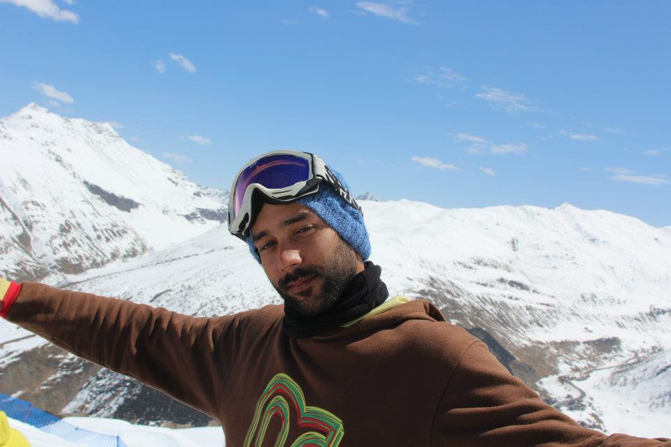 A Carugo grande successo per la gita sulla neve in memoria di Francesco