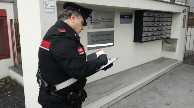 Brianzola gravissima in ospedale dopo l’anestesia al centro di chirurgia estetica