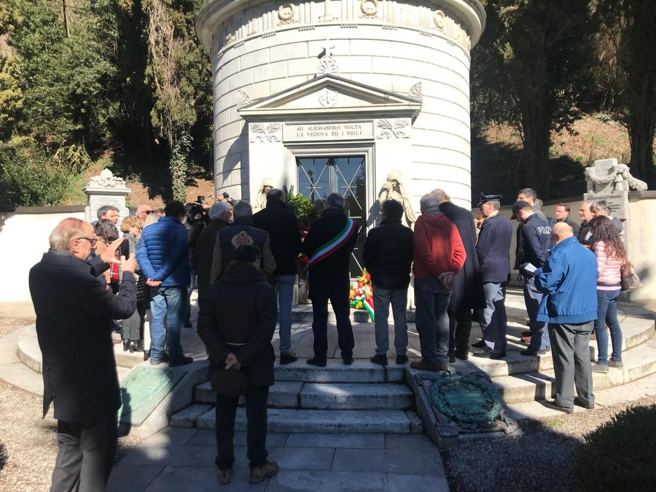 Como commemora Alessandro Volta a 192 anni dalla sua morte