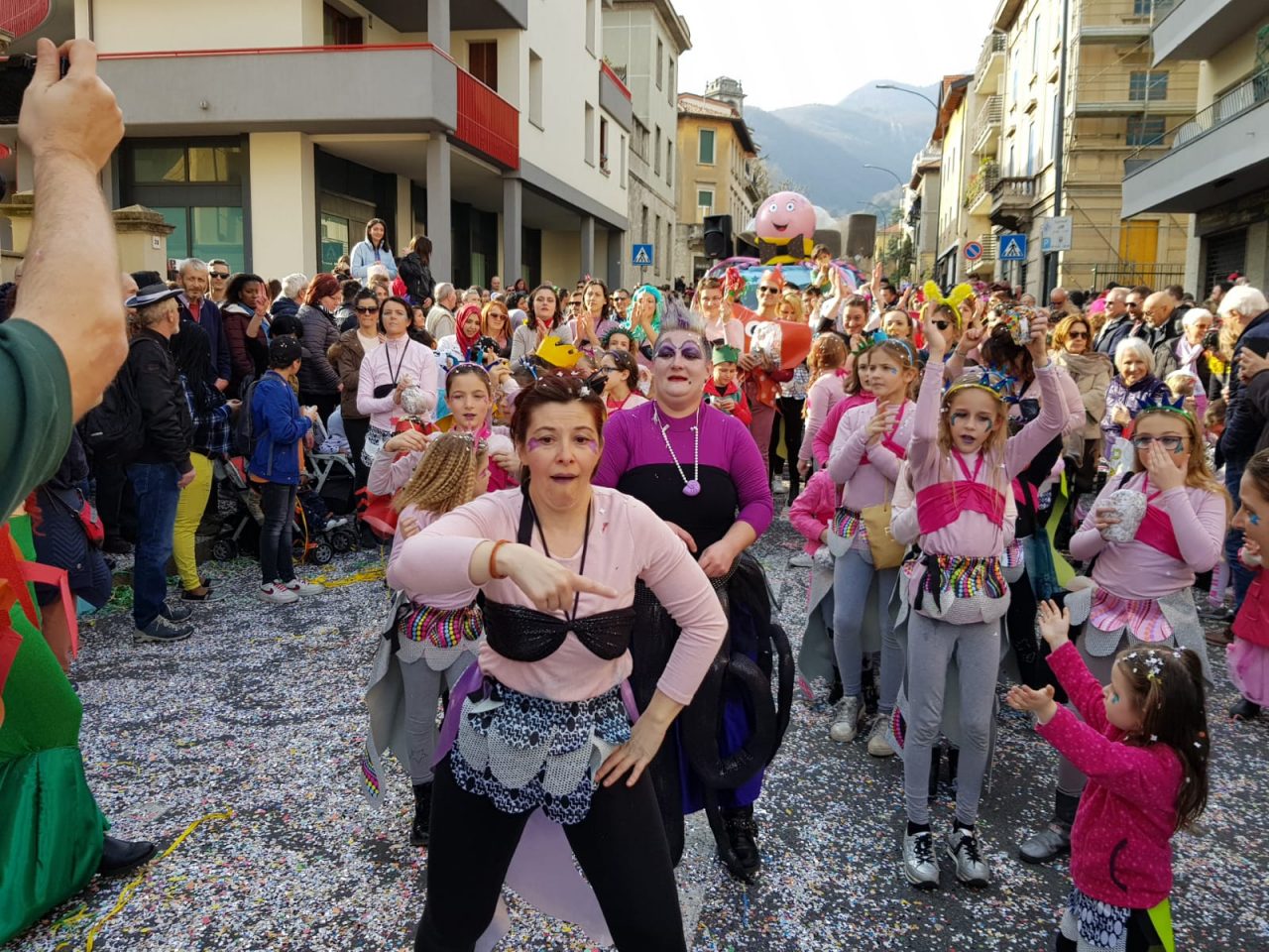 Carnevale a Erba: festa di colori e tanto divertimento