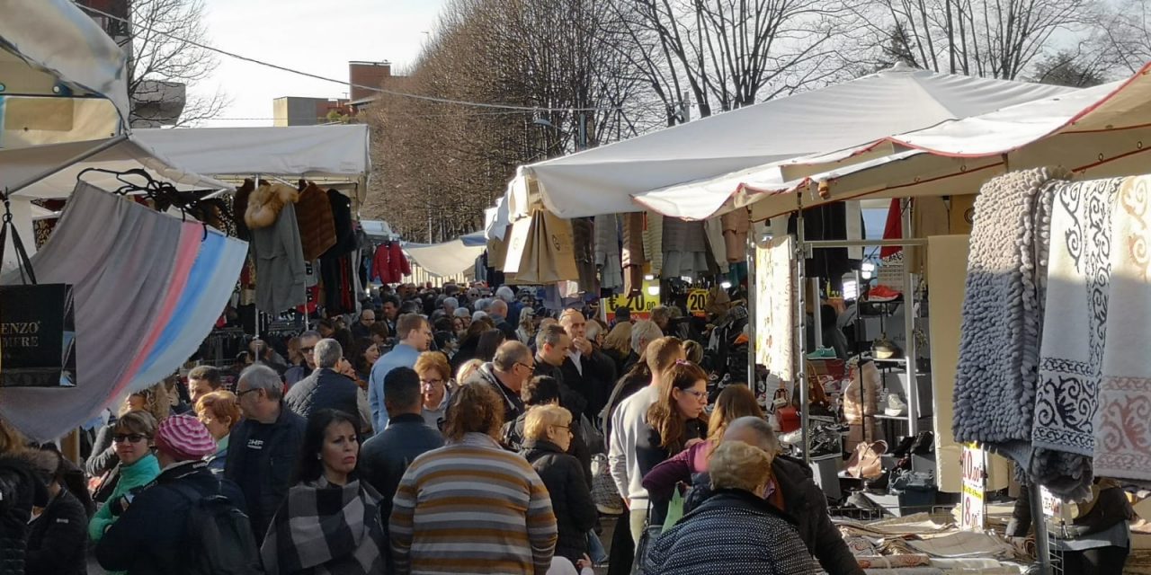 “Gli Ambulanti di Forte dei Marmi®” a Fino Mornasco domenica 31 marzo