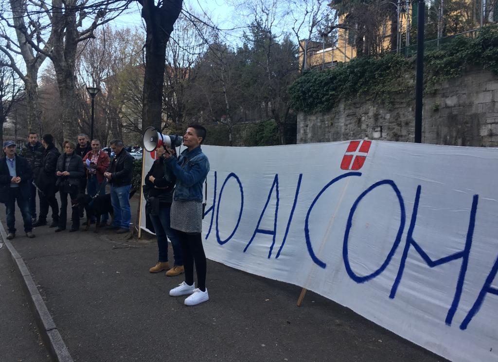 “Como ai comaschi” presidio contro i parcheggiatori abusivi