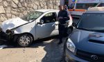 Tre strade chiuse per l'incidente tra due auto - VIDEO