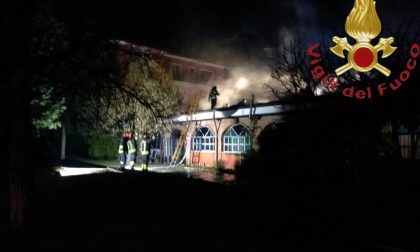 Incendio all'Osteria Al Laghet di Novedrate FOTO