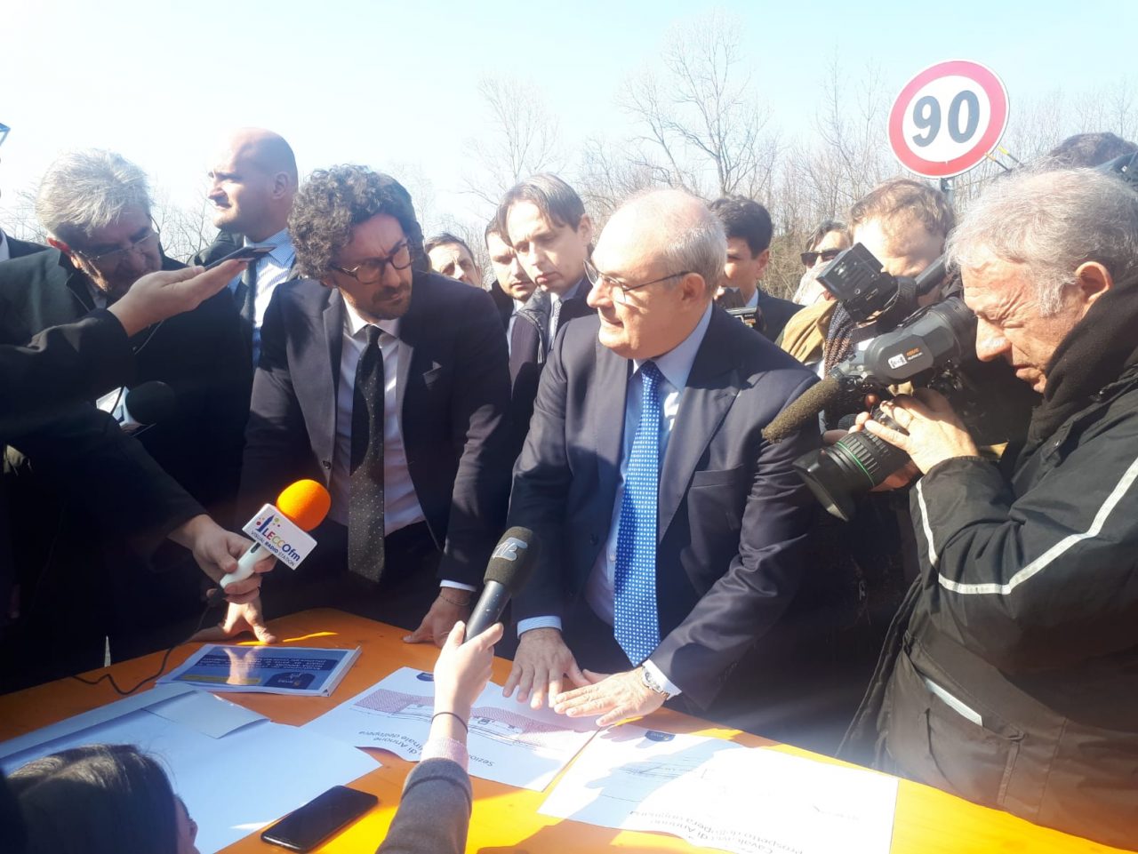 Il Ministro Toninelli in visita al ponte di Annone. Ecco quando finiranno i lavori FOTO e VIDEO