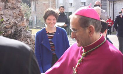 Monsignor Delpini in visita alla Comunità pastorale della Serenza