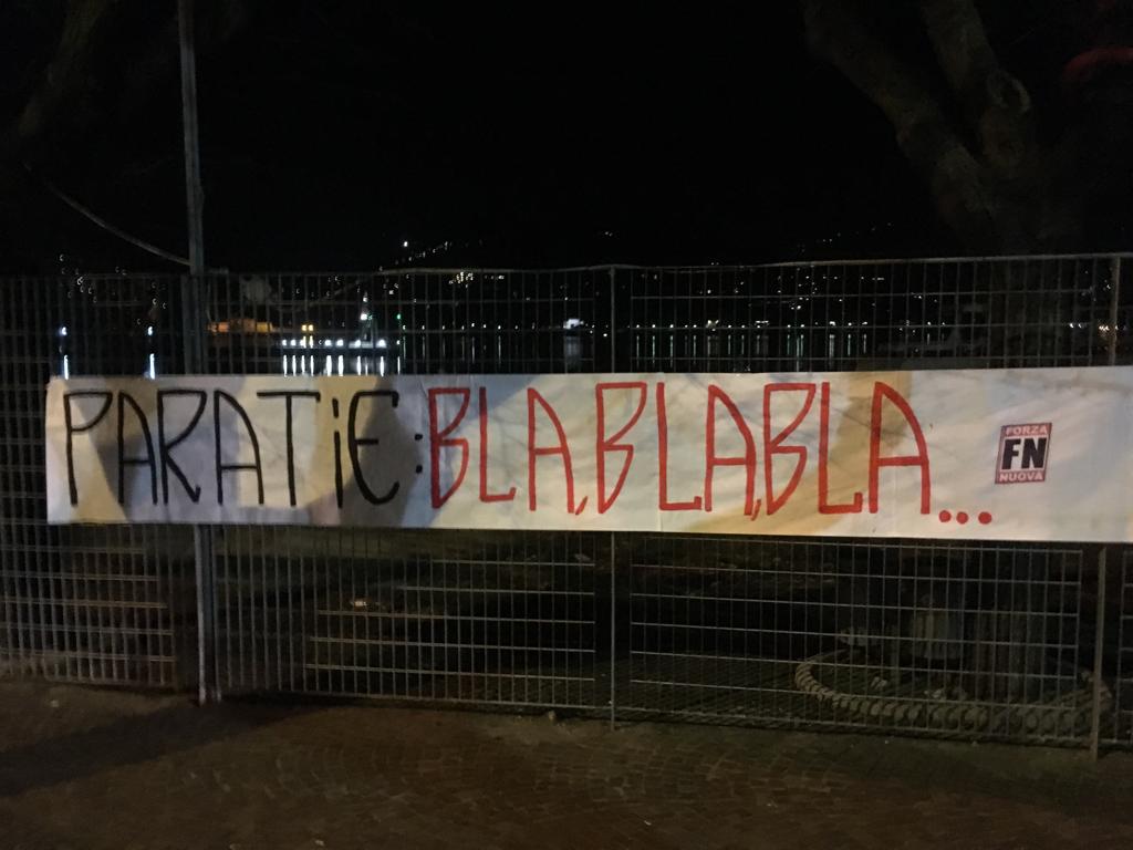 Paratie a Como Forza Nuova all’attacco: “Siamo stufi”