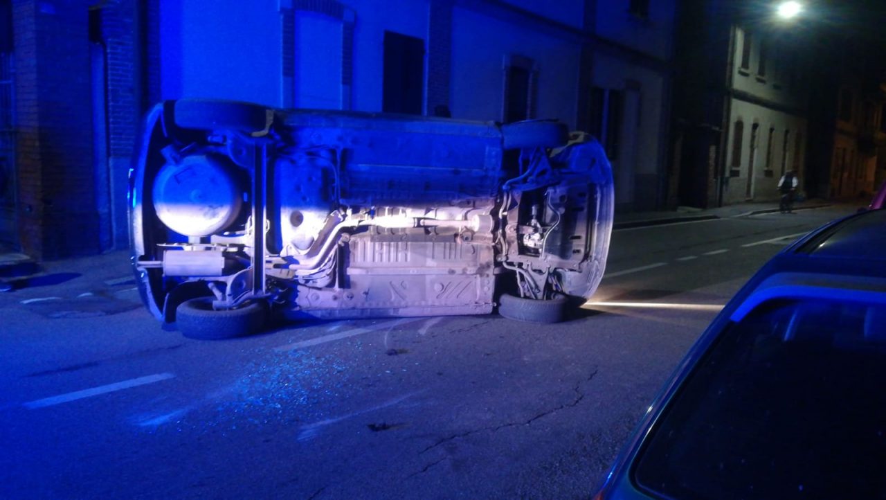 Ribaltamento Mariano Comense questa sera FOTO