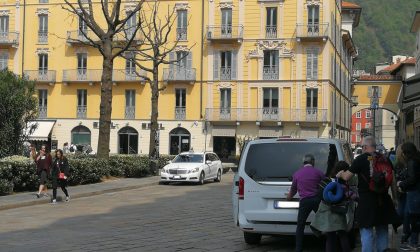 Sempre più turisti ma mancano i taxi: accordo tra autisti, albergatori e Comune