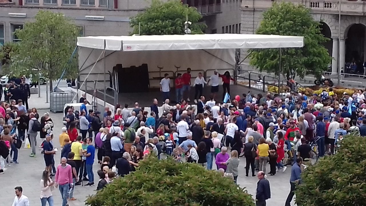 Giro d’Italia 2019 la carovana arriva a Cantù FOTO