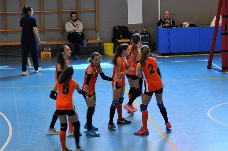 Albese Volley le Under13 volano in finale provinciale