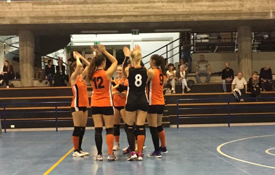 Albese Volley la Prima divisione arancione cerca nuove palleggiatrici