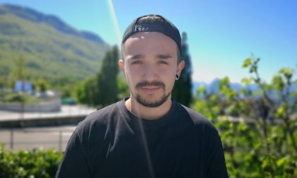 Mirko andrà da Como a Napoli a piedi