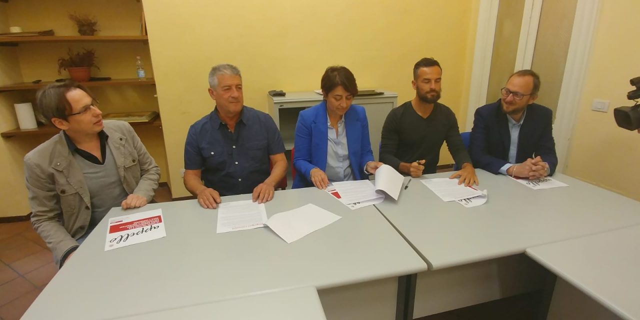 I candidati sindaco del Movimento 5 Stelle firmano il patto anti-mafia e anti-corruzione
