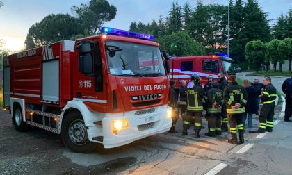 Allarme incendio a Lurate Caccivio in una ditta dismessa FOTO