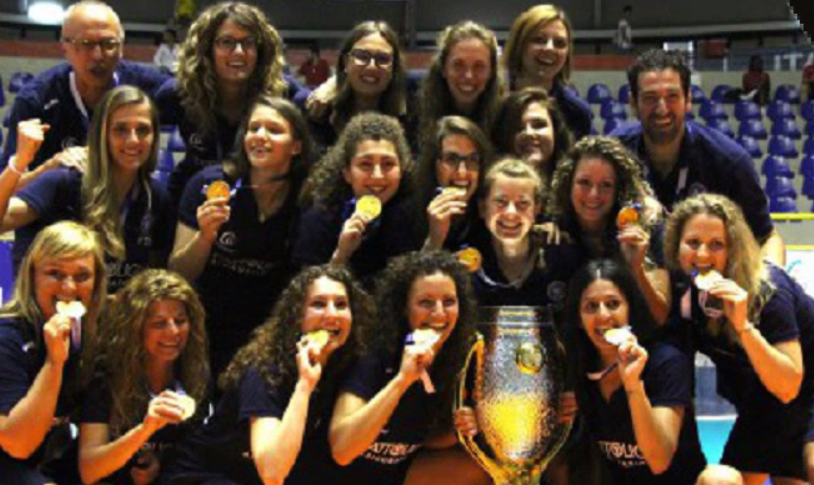 Campionessa europea nella nazionale di pallavolo sorde STORIE SOTTO L’OMBRELLONE