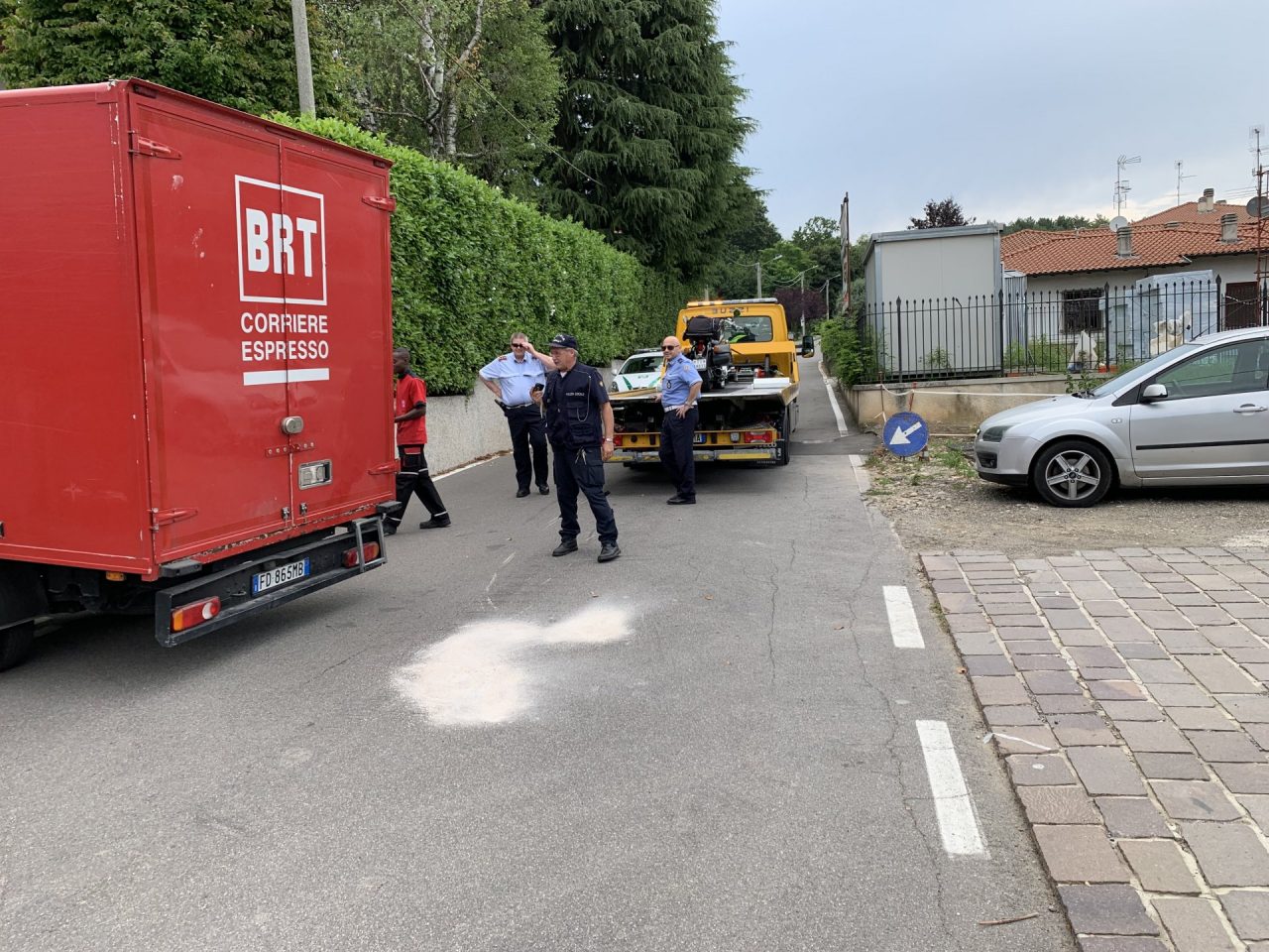 Cade dalla moto, un ferito a Lurate Caccivio FOTO