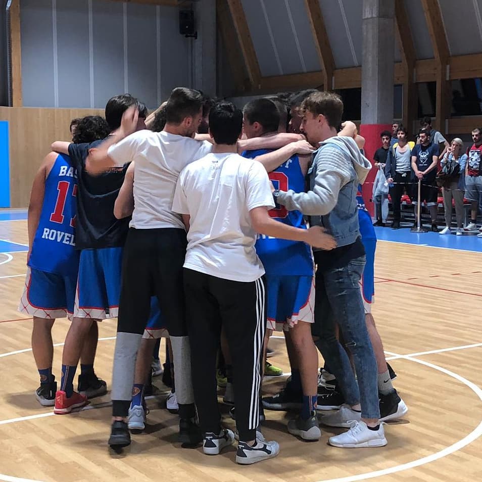 Basket Giovanile domani sera derby Erba-Rovello per il titolo U18