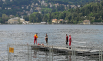 Giovane sta per annegare nel lago: salvato da un poliziotto ma le condizioni restano gravi