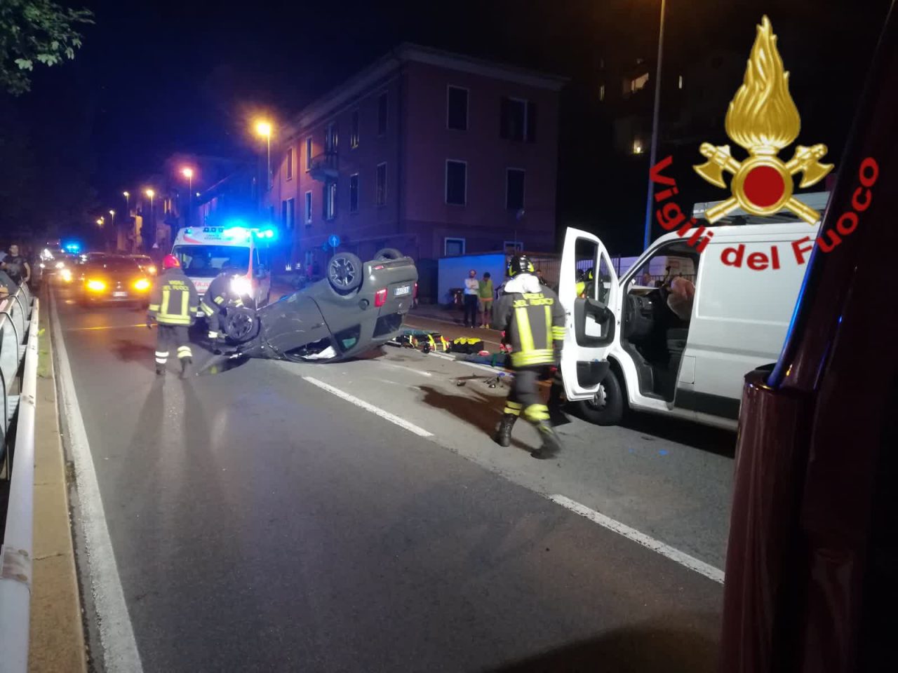 Ribaltamento in Napoleona: ancora un incidente sull’arteria comasca FOTO