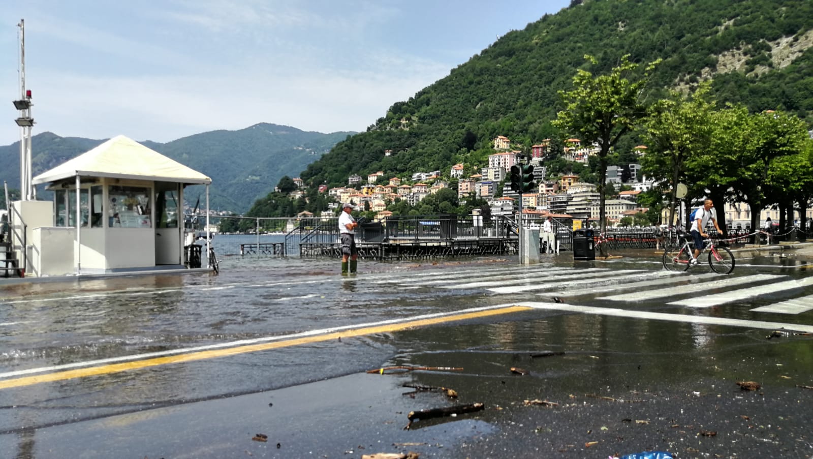 esondazione lago, si abbassa il livello