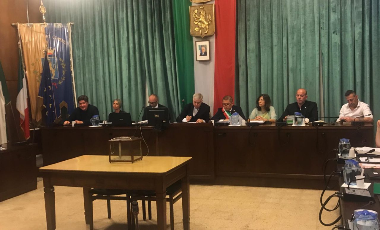 Consiglio a Mariano Comense eletto il presidente dopo attimi di “suspance” 