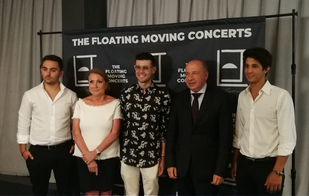 Concerto sull’acqua a Cernobbio: l’idea rivoluzionaria di tre giovani comaschi