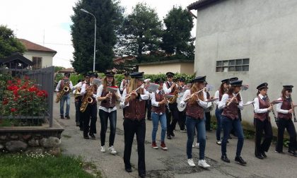 Banda a passeggio: musica per raccogliere fondi