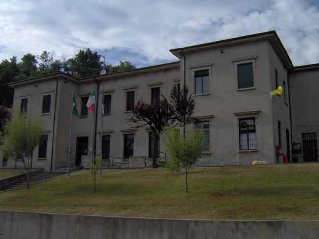 Emergenza idrica: l’appello del sindaco di Oltrona di San Mamette