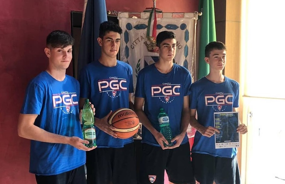 Basket giovanile quattro canturini con l’Italia U15