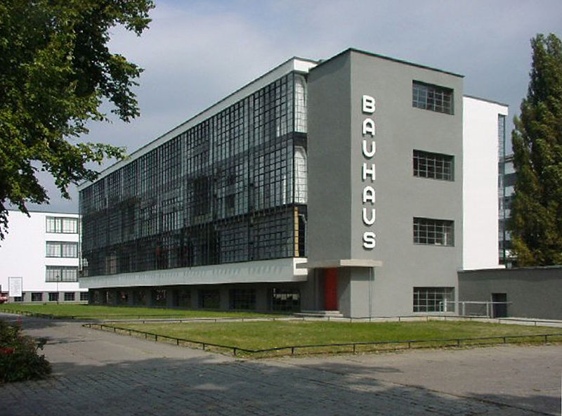 Cent’anni di Bauhaus: una mostra per l’anniversario a The Art Company