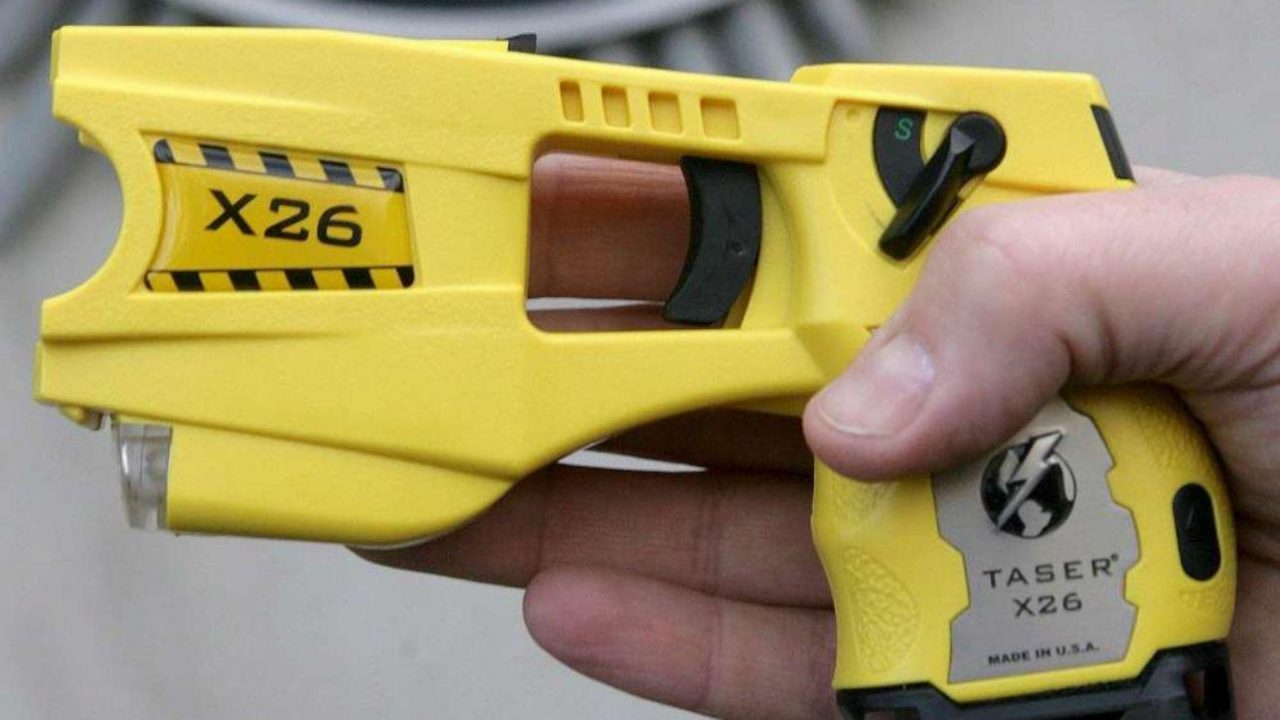 Sicurezza, Molteni (Lega): “Utilizzo taser risultato storico per Forze di Polizia”