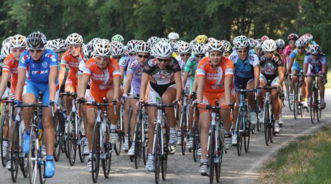 Giro Rosa Iccrea 2019: lunedì il passaggio nel Comasco