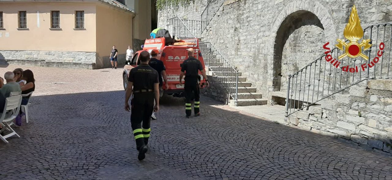 Cade col parapendio recuperato dai Vigili del Fuoco