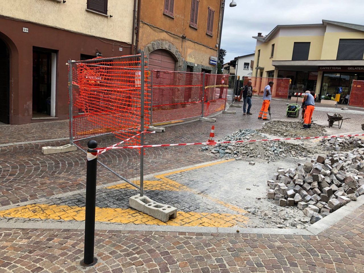 Senso unico al contrario per evitare i disagi del cantiere FOTO e VIDEO