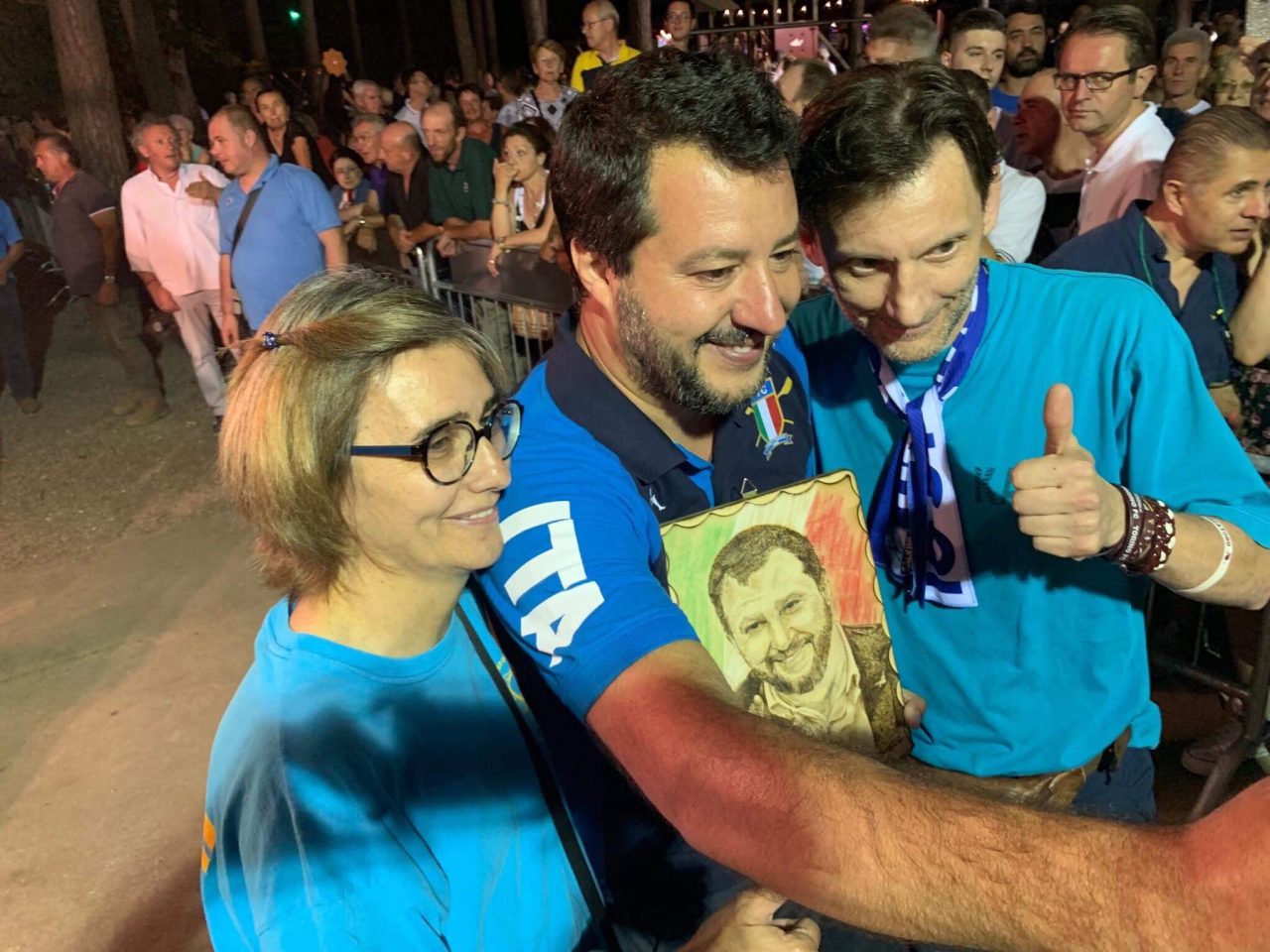 Matteo Salvini a Cantù: “Bella serata” VIDEO