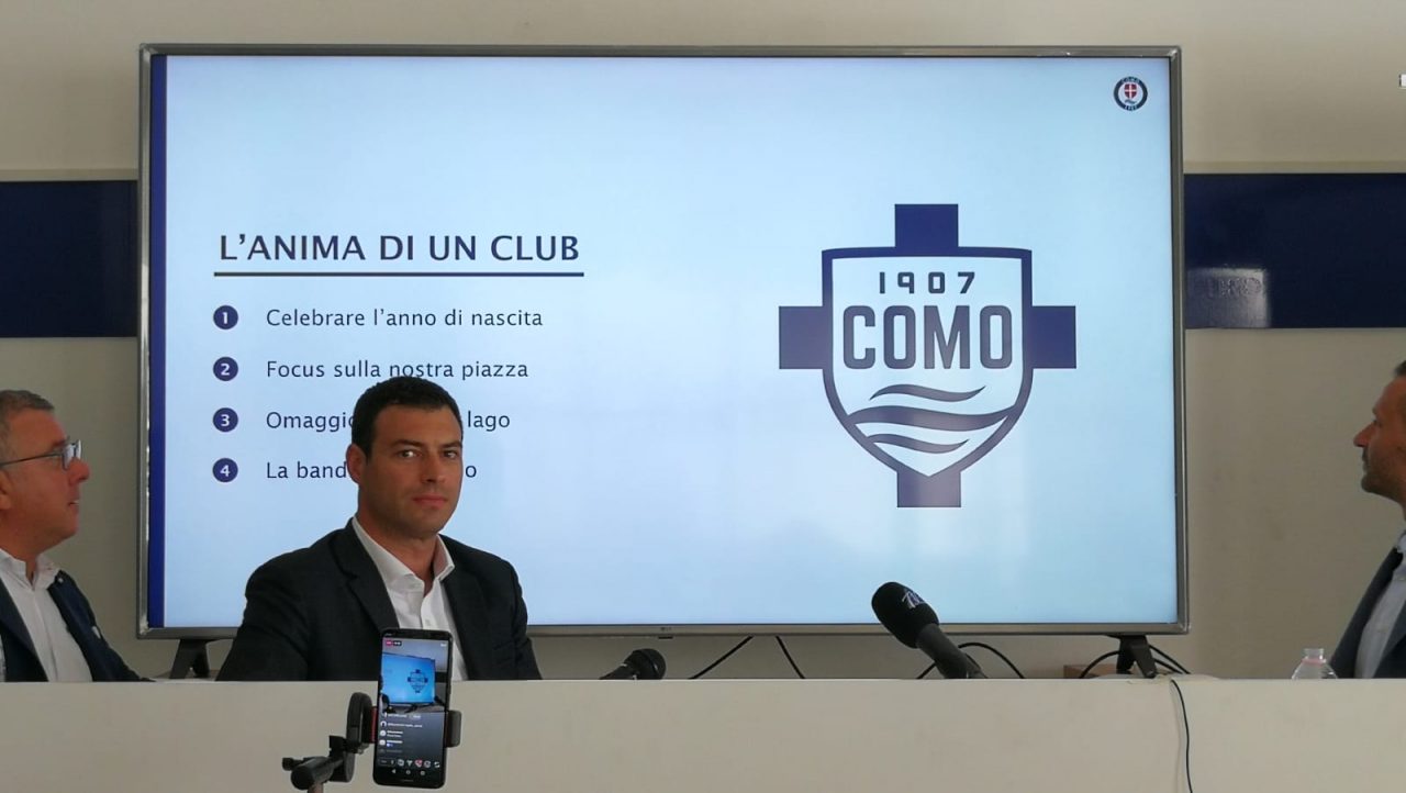 Calcio Como ecco il nuovo logo, Gandler: “Abbiamo ascoltato i tifosi”