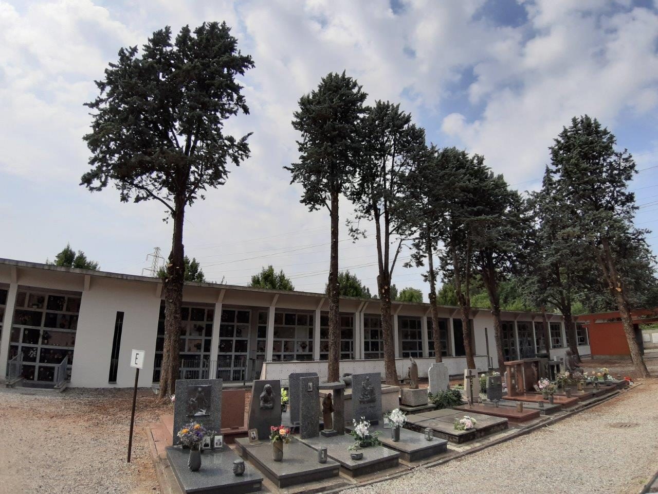 Lavori nei cimiteri di Como, Pettignano: “Siamo riusciti a ripristinare una situazione decorosa”