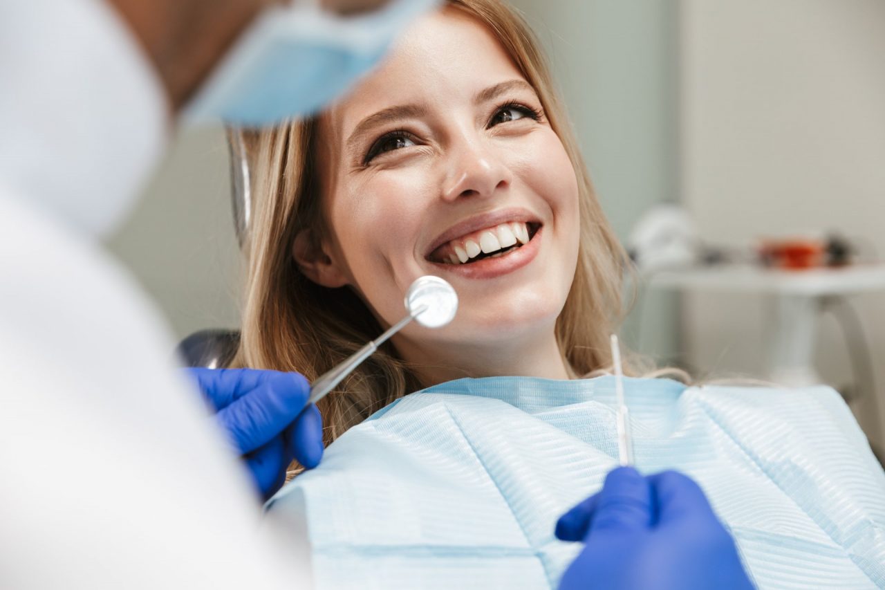 Gli impianti dentali non sono tutti uguali: meglio quelli in zirconia