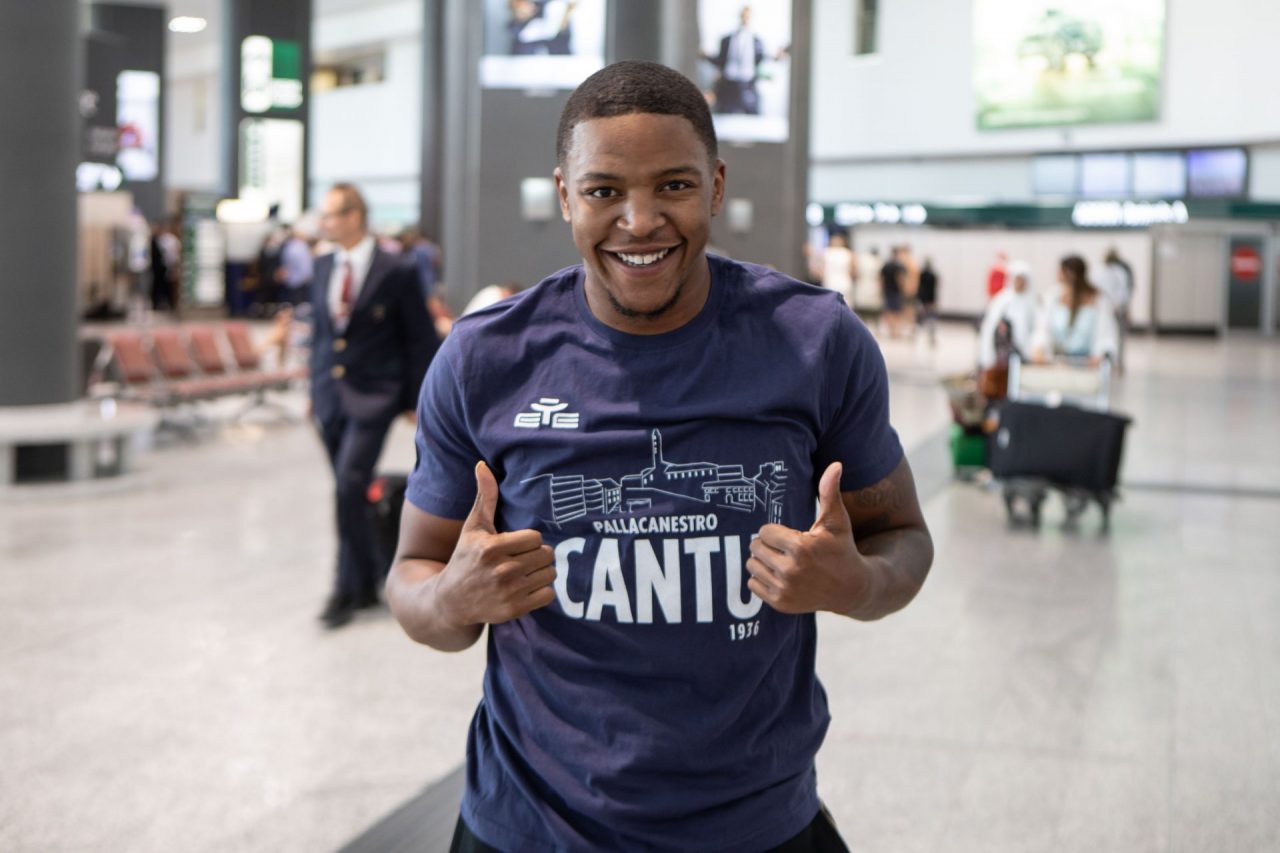 Pallacanestro Cantù Wes Clark ha raggiunto i compagni
